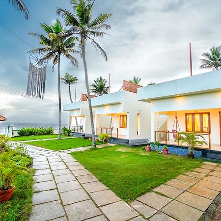 Solaris Beach View Resort & Spa By Voye Homes バルカラ エクステリア 写真